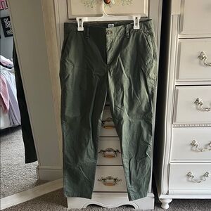 Old Navy Women's Olive Green Khaki Pants